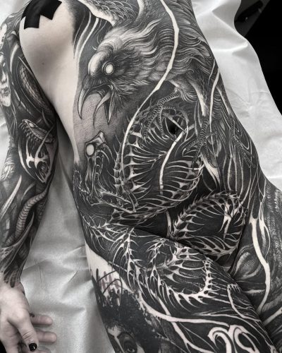 Tripod Raven Vs. Death Snake•Freehand•Done at @der_grimm_tattoo BERLIN Thanks to @wckd.x.wtch yo (1)